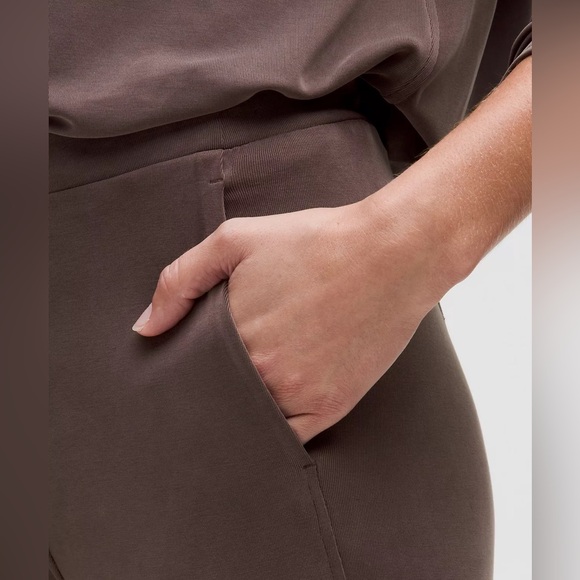 Lululemon Drapey Softstreme Flared Pant - Picture 4 of 13